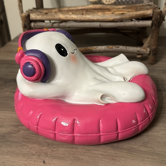 HERE LIES SUMMER GHOST WITH HEADPHONES ON FLOATY SUMMERWEEN DECOR - Picture 2 of 12